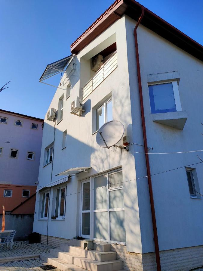 Hotel Casa Beyaz Mangalia Esterno foto