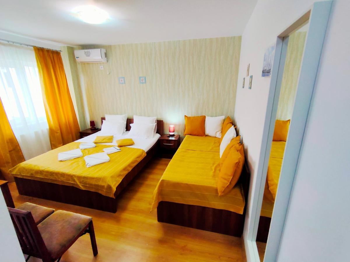 Hotel Casa Beyaz Mangalia Esterno foto