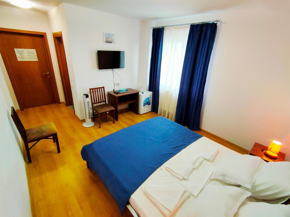Hotel Casa Beyaz Mangalia Esterno foto