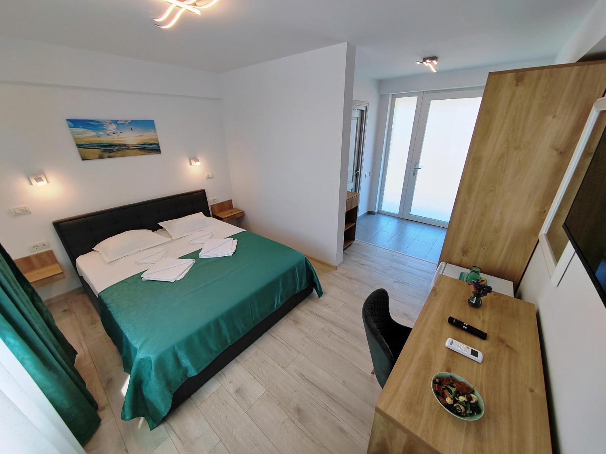 Hotel Casa Beyaz Mangalia Esterno foto